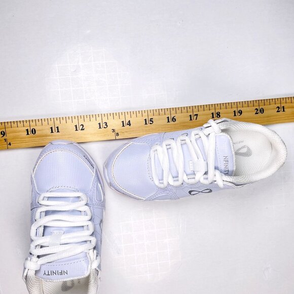 NEW NWOB NFINITY Rival White NF-1013-000 Lace Up Cheer Shoes Y12 Girls Size 12 - Picture 3 of 15